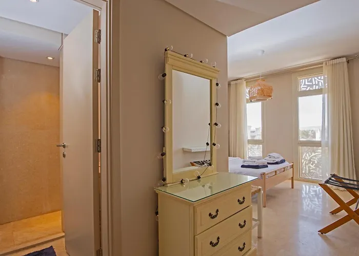 Apartment Ollystays Mangroovy 1br, Walk To & Pool Free Access