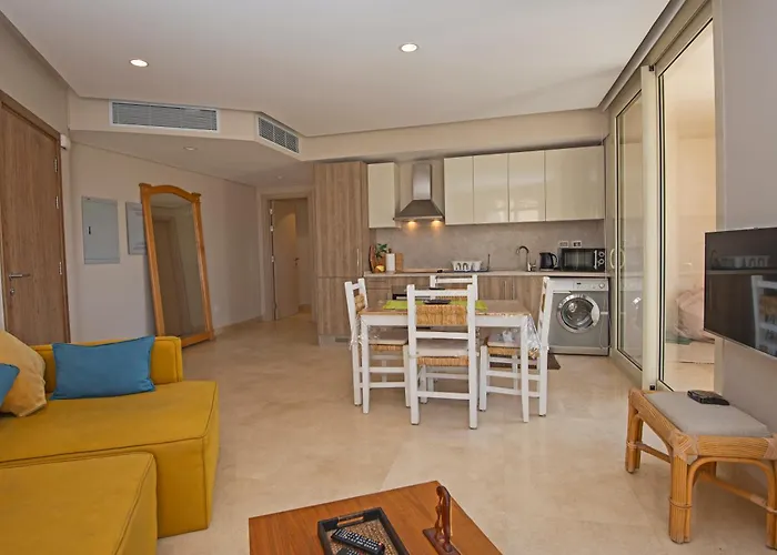 Ollystays Mangroovy 1br, Walk To & Pool Free Access *