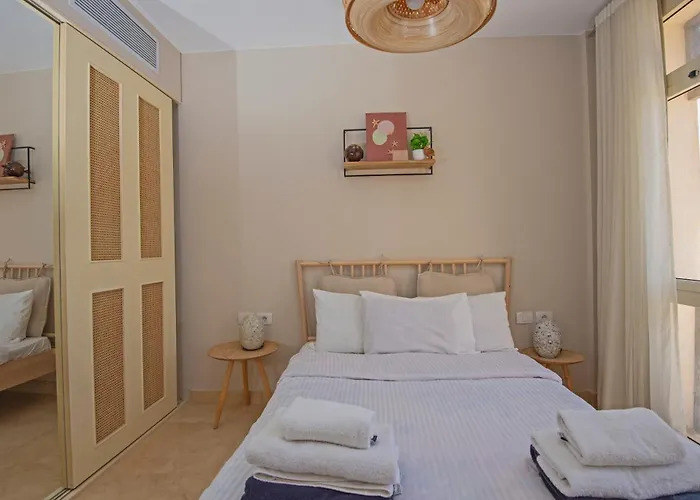 Ollystays Mangroovy 1br, Walk To & Pool Free Access