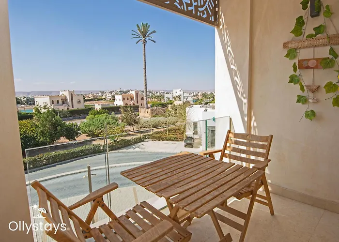 Ollystays Mangroovy 1br, Walk To & Pool Free Access